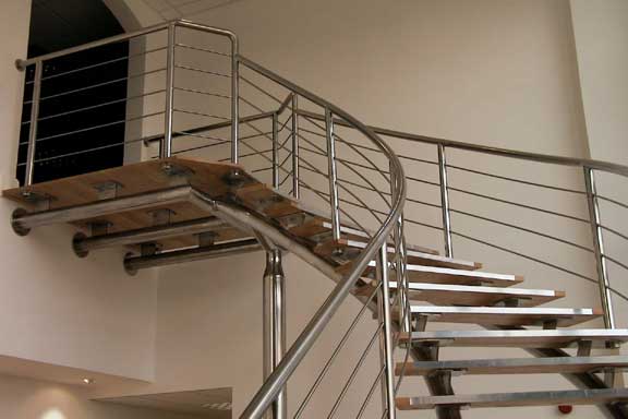 paslanmaz krom merdiven ve balkon korkuluk kpete